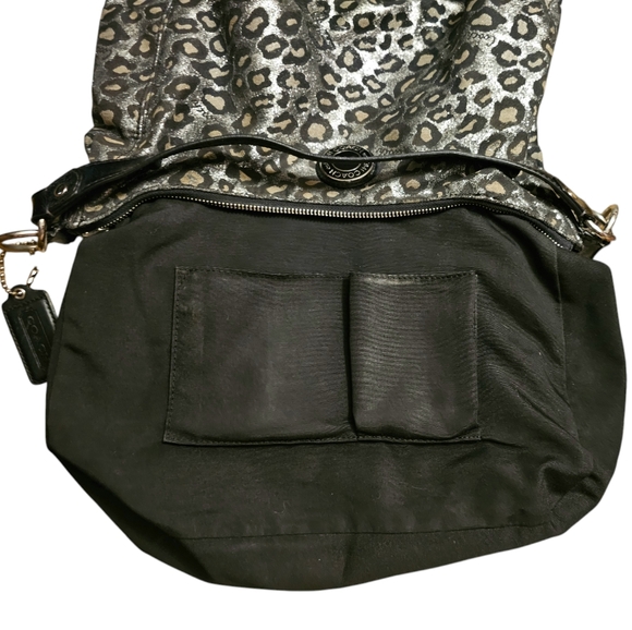 Coach F21063 Ocelot Metallic Hobo - Picture 4 of 11